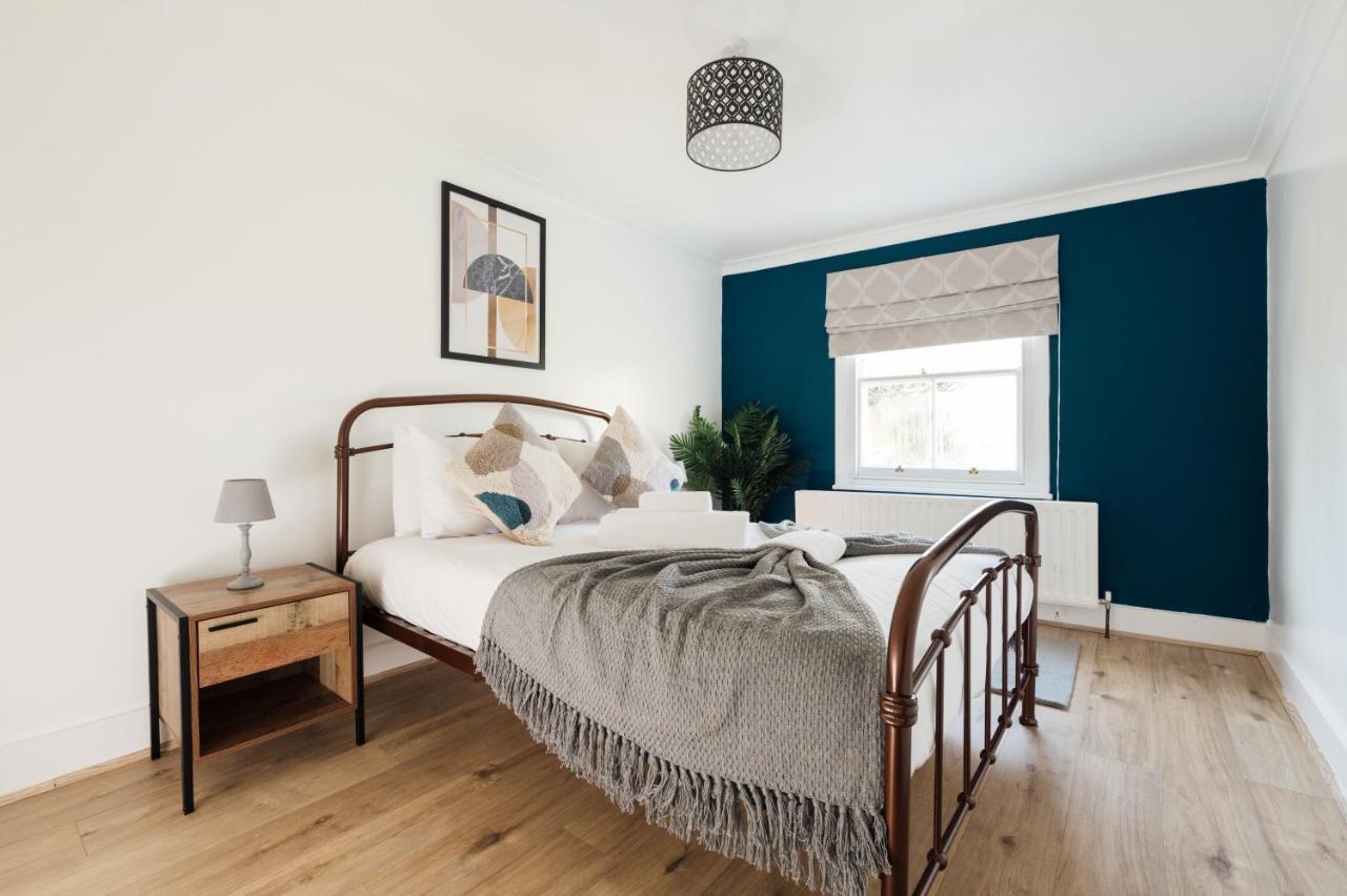 Stunning & Stylish 2 Bed Flat In West London Lejlighed Eksteriør billede